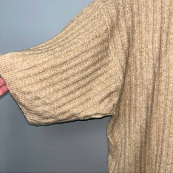 MBYM Loose Fit Sweater Size Small - Picture 4 of 11